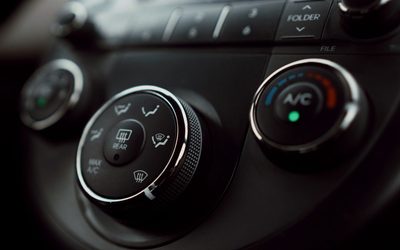 Aria condizionata in auto: in quali casi va spenta per evitare sanzioni